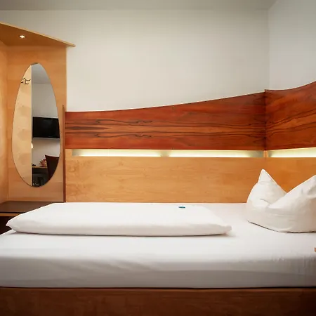 파사우어 볼프 4*