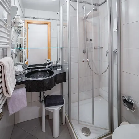 Passauer Wolf Otel 4*