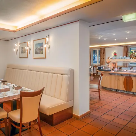 호텔 파사우어 볼프 4*