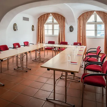 파사우어 볼프 4*